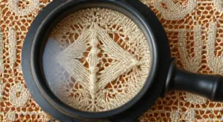 Dating Bobbin Lace: Key Indicators & Techniques